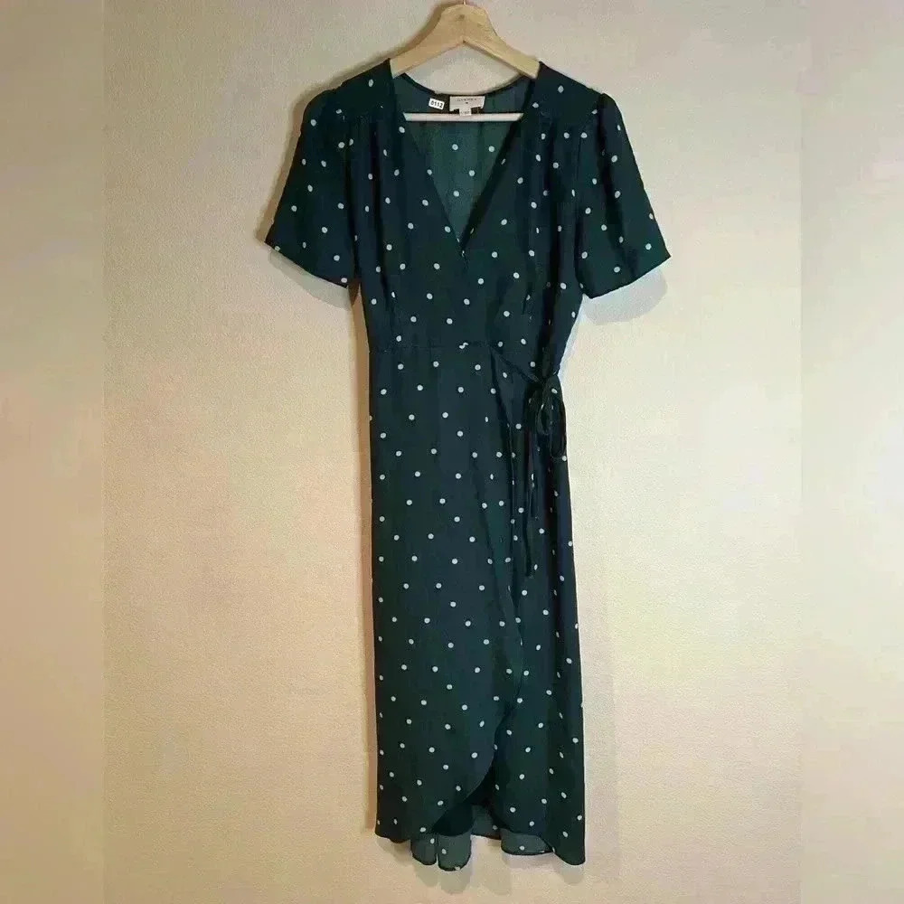 Everly Womens Green Polka Dot Surplus Vneck Short Sleeve Midi Wrap Dress Small